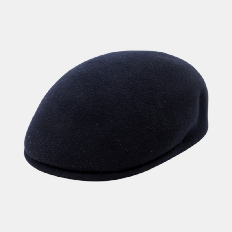 Casquette plate bleu marine