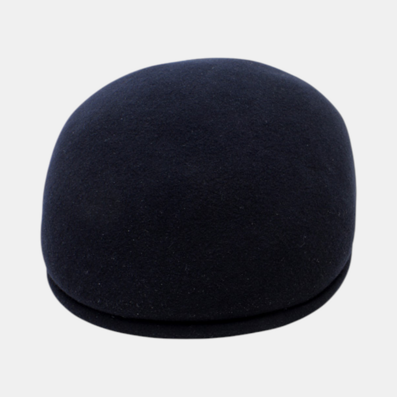 Casquette plate bleu marine