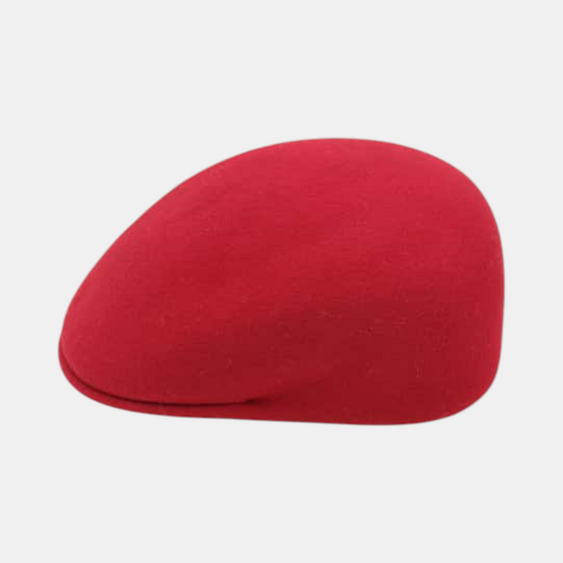 Casquette plate rouge