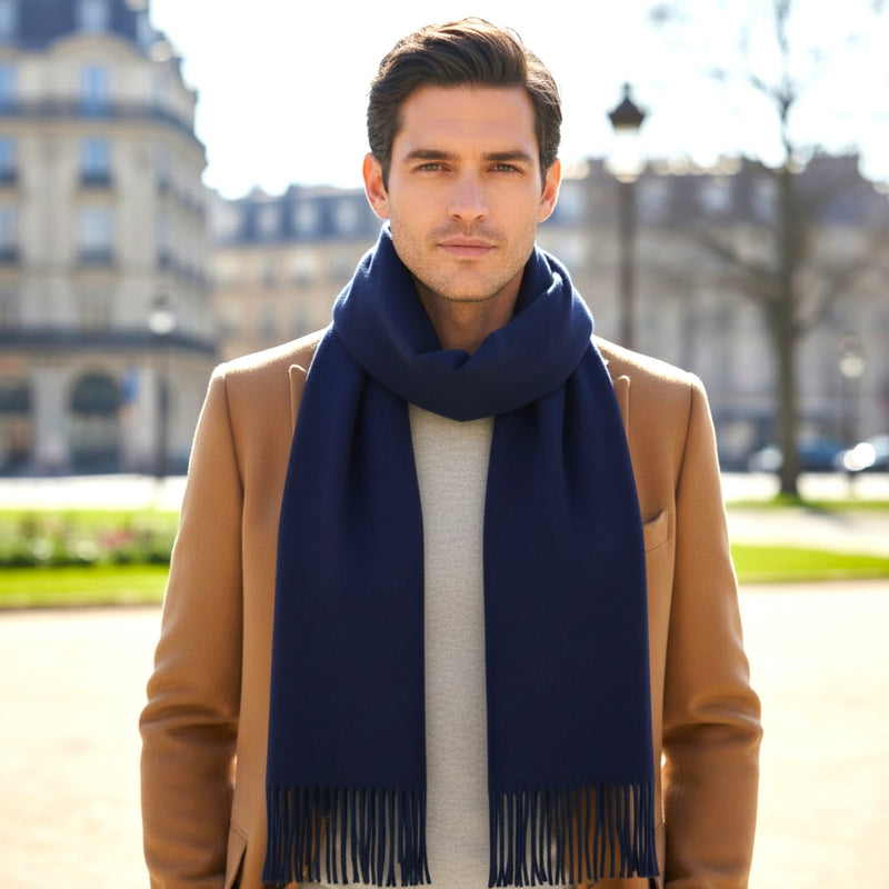 Écharpe classique bleu marine