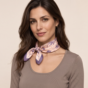 Carré en soie Lookeven HS24302 — nouvelle vue portée