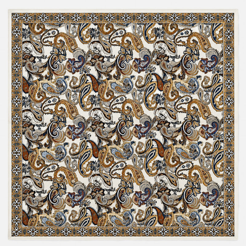 Carré en soie — 70 × 70 cm