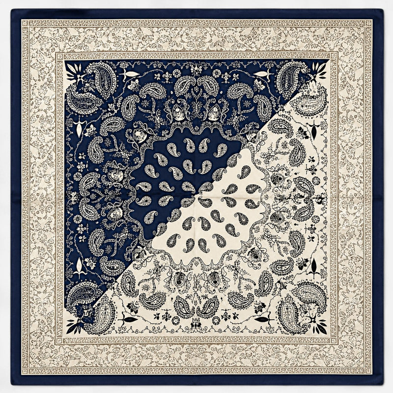 Carré en soie — 70 × 70 cm